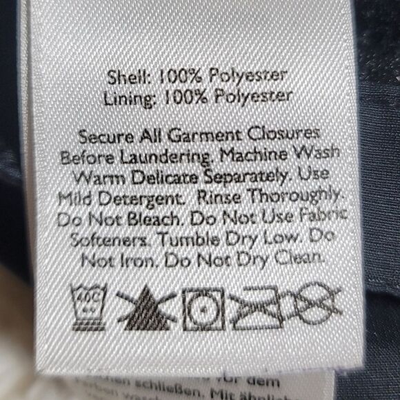 Eddie Bauer Weatheredge Packable Black Zip Hooded Windbreaker Jacket - Picture 9 of 10